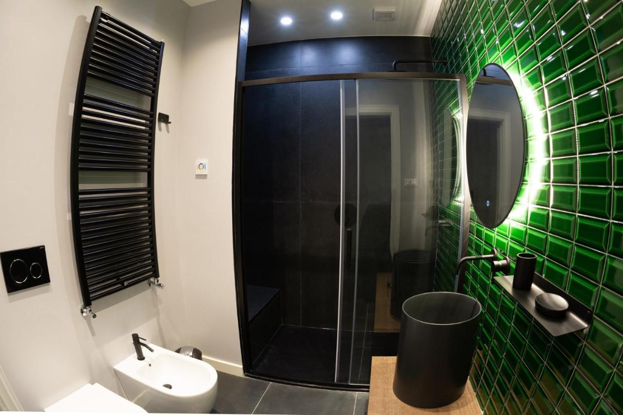 Ca'Milla Luxury Apartments Трієст Екстер'єр фото